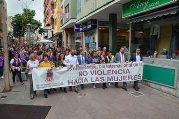 Telde protesta en silencio contra la violencia machista (Foto TA y Francisco Javier Santana)